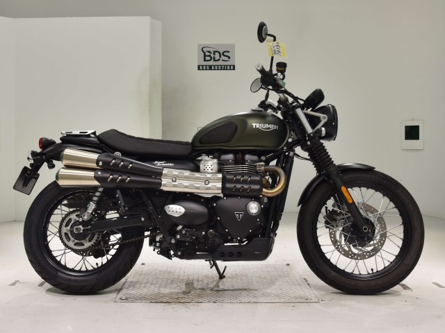 Triumph ｽﾄﾘｰﾄSCRAMBLER 2017