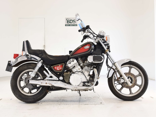 Kawasaki VZ750 1985