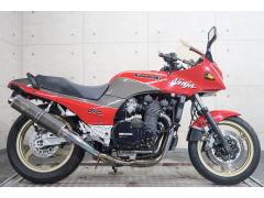 Kawasaki GPZ900R 2022