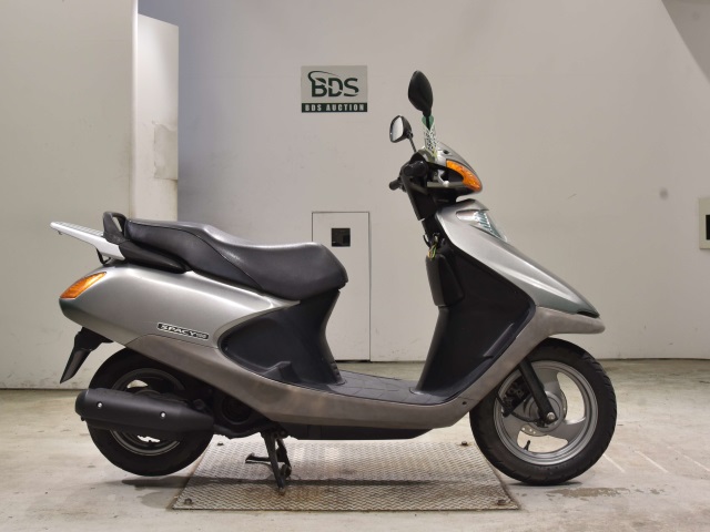 Honda SPACY100 2003