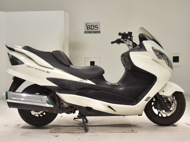 Suzuki SKYWAVE 250S