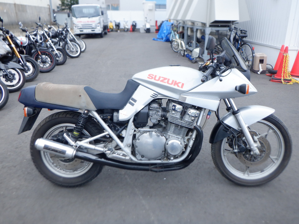 Suzuki GSX750S KATANA 1982