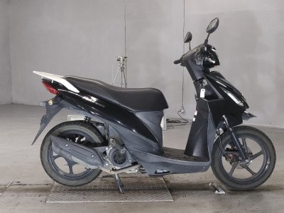Suzuki ADDRESS V110