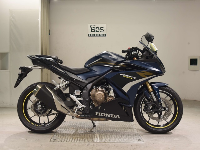Honda CBR400R 2022