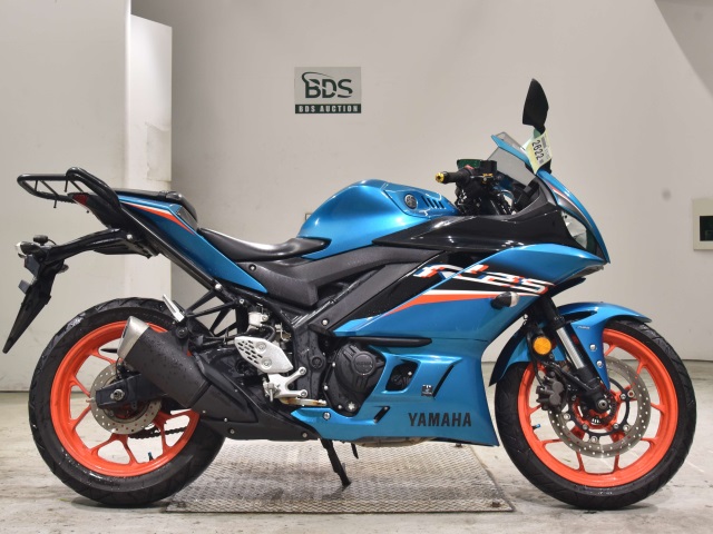 Yamaha YZF-R25A 2021