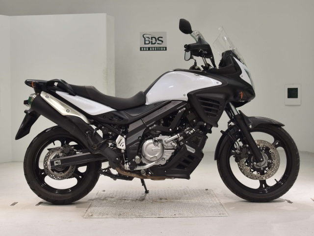 Suzuki V-STROM DL650A 2013