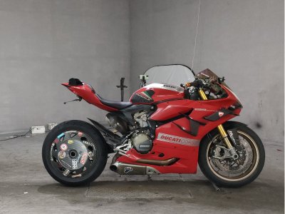 Ducati 1199 PANIGALE R 2013