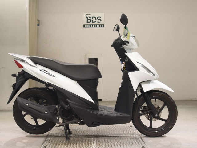 Suzuki ADDRESS V110
