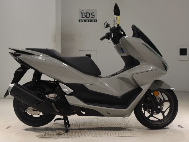 Honda PCX125 2025