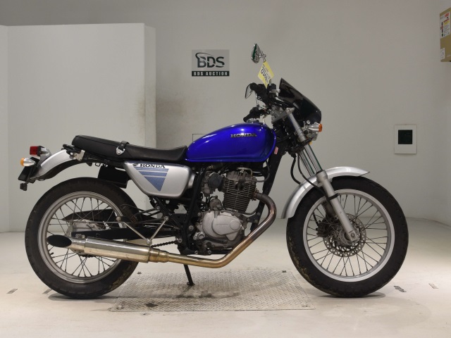 Honda CB223S 2008