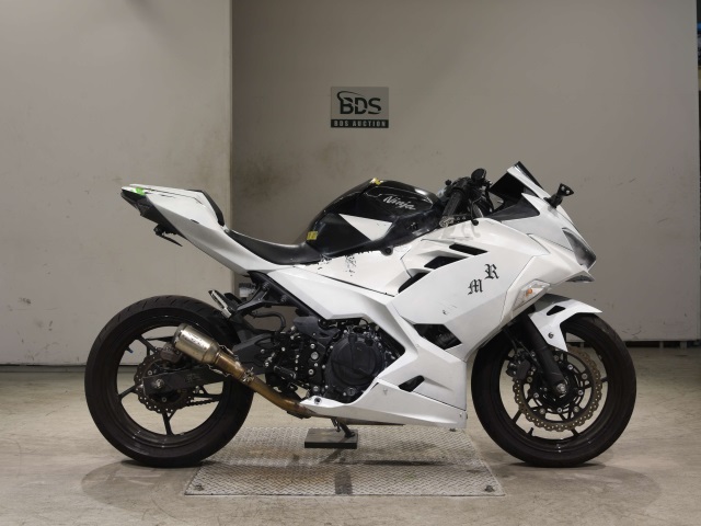 Kawasaki NINJA400 2023