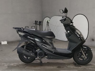 Suzuki SWISH