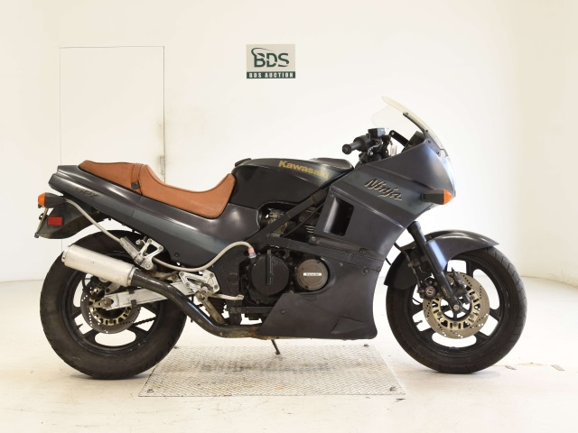 Kawasaki GPZ400R 1988