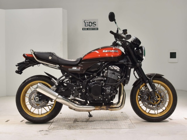 Kawasaki Z900RS 2022