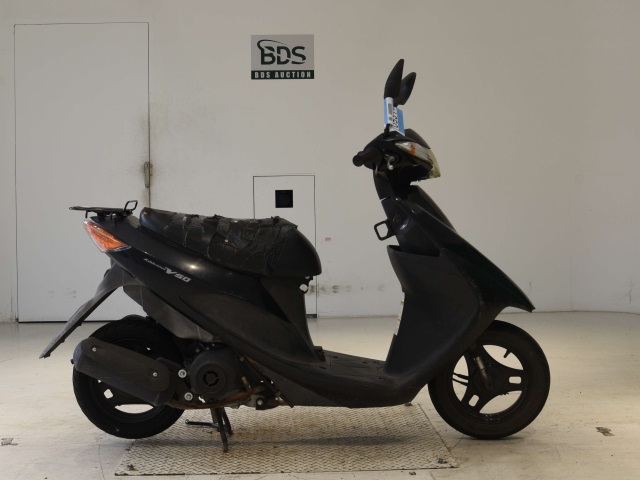 Suzuki ADDRESS V50