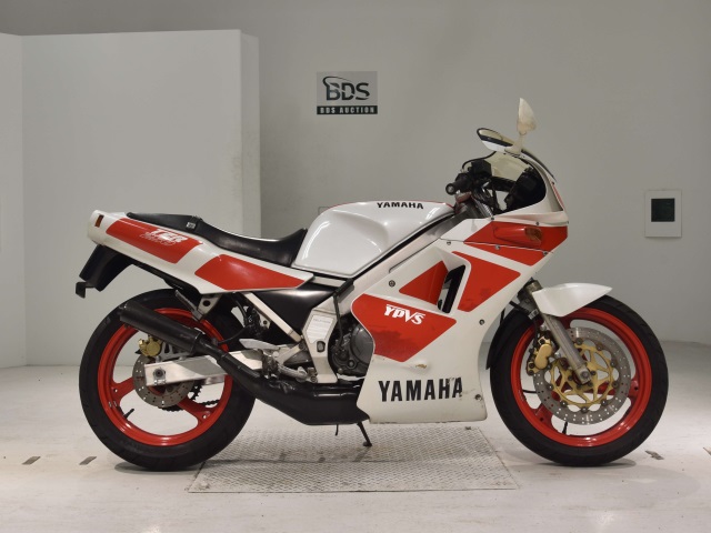 Yamaha TZR250
