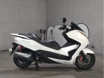 Honda FORZA SI 2016