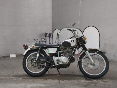 Honda CL72