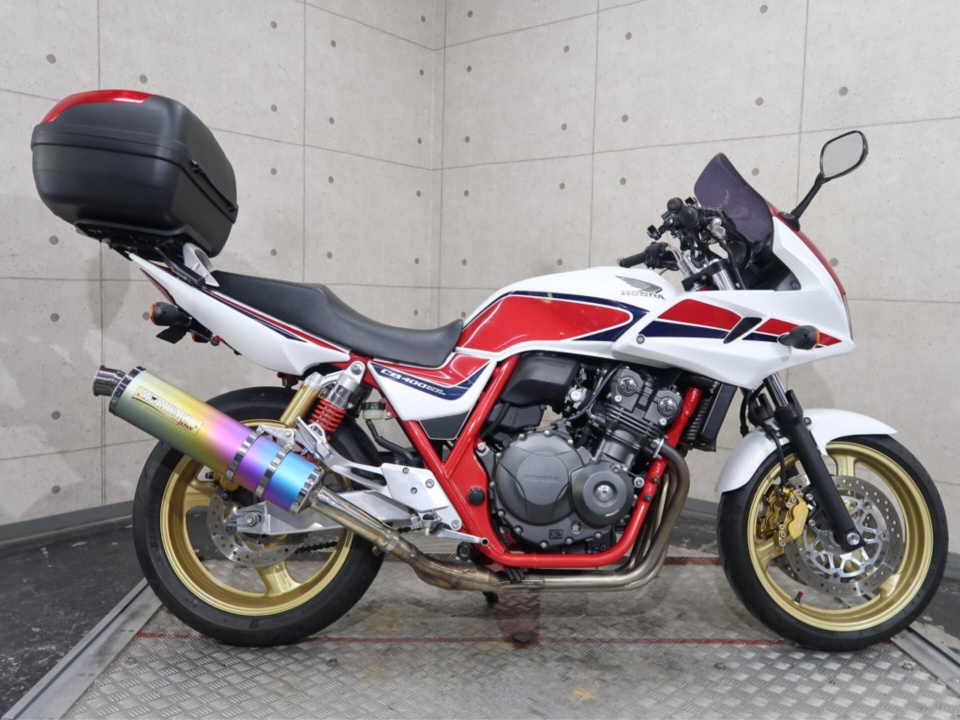 Honda CB400SFVA 2011