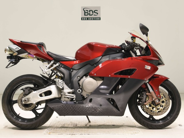 Honda CBR1000RR 2004