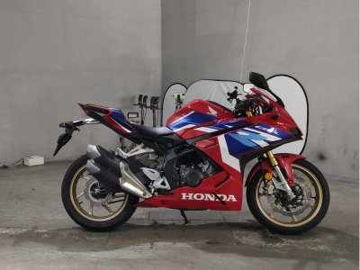 Honda CBR250RR 2023