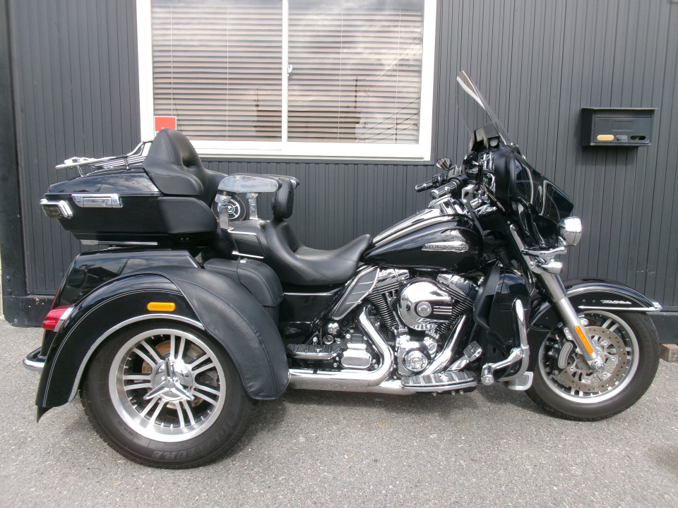 HD ELECTRA GLIDE FLHTCU1690 TRIKE 2015
