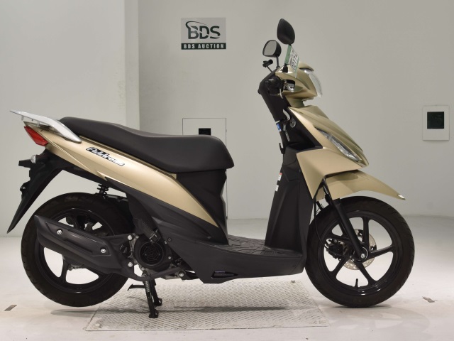 Suzuki ADDRESS V110