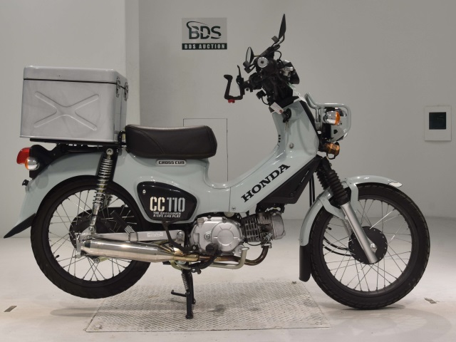 Honda CC110 CROSSCUB 2021