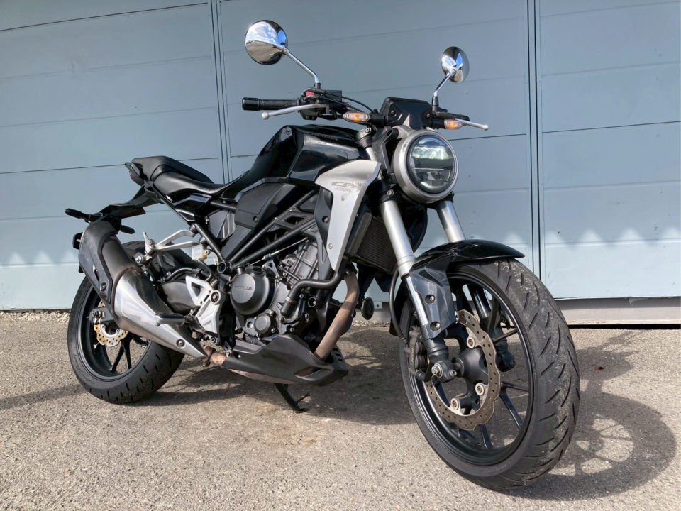 Honda CB250R 2018