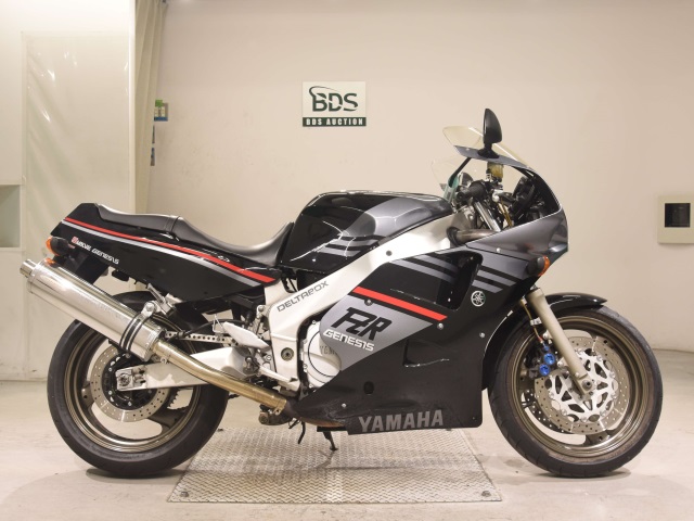 Yamaha FZR1000 1989
