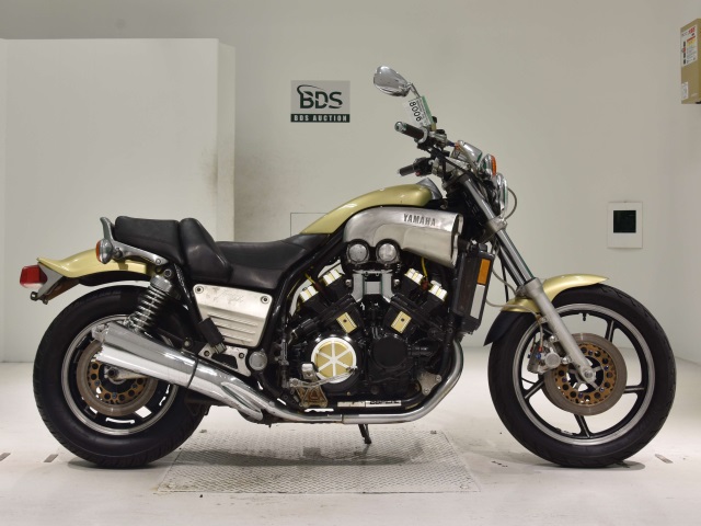 Yamaha V-MAX1200 1985
