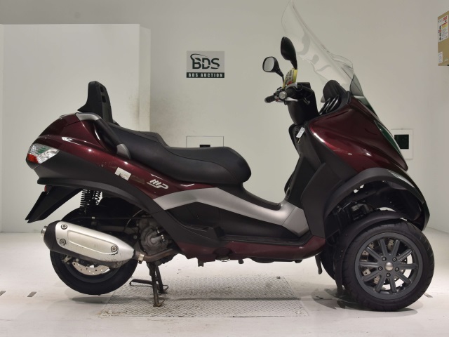Piaggio MP3 250