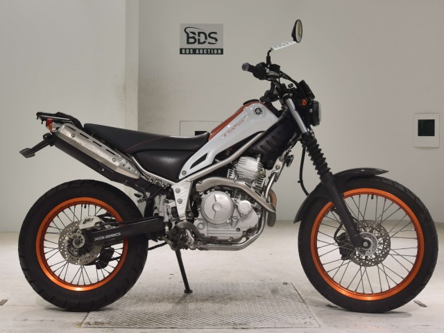 Yamaha TRICKER 2014