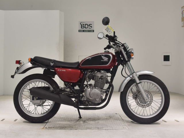 Honda CB223S 2008
