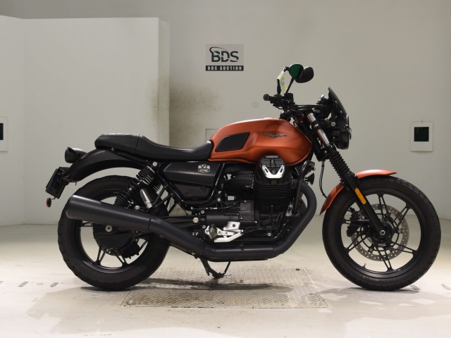 Moto Guzzi V7 STONE 2022