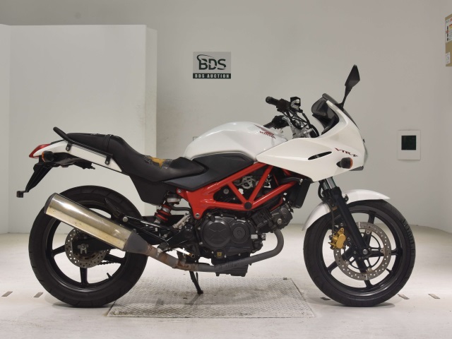 Honda VTR250F 2013