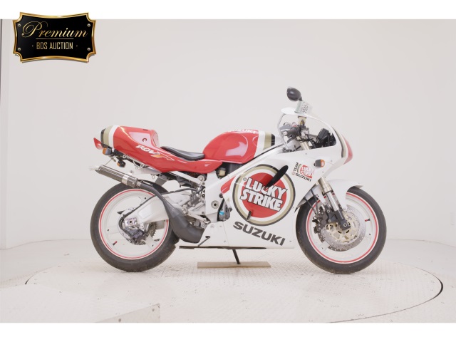 Suzuki RGV250
