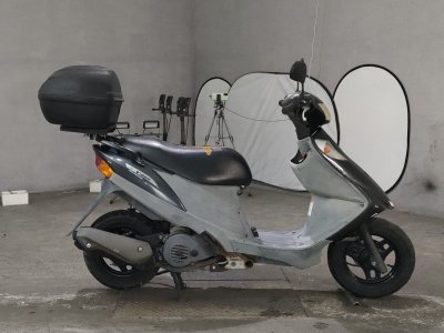 Suzuki LETS4