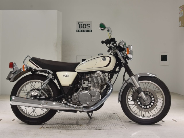 Yamaha SR400 2013