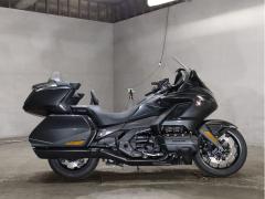 Honda GL1800 TOUR 2022