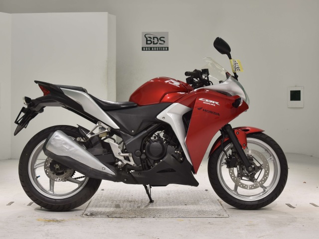 Honda CBR250R 2011