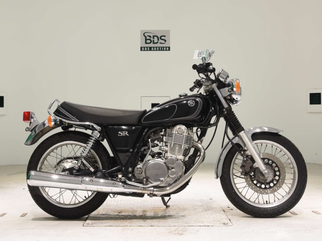 Yamaha SR400 2012