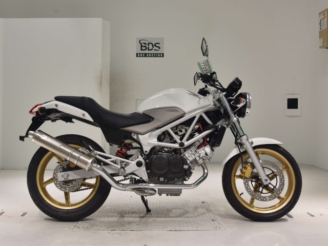 Honda VTR250 2011