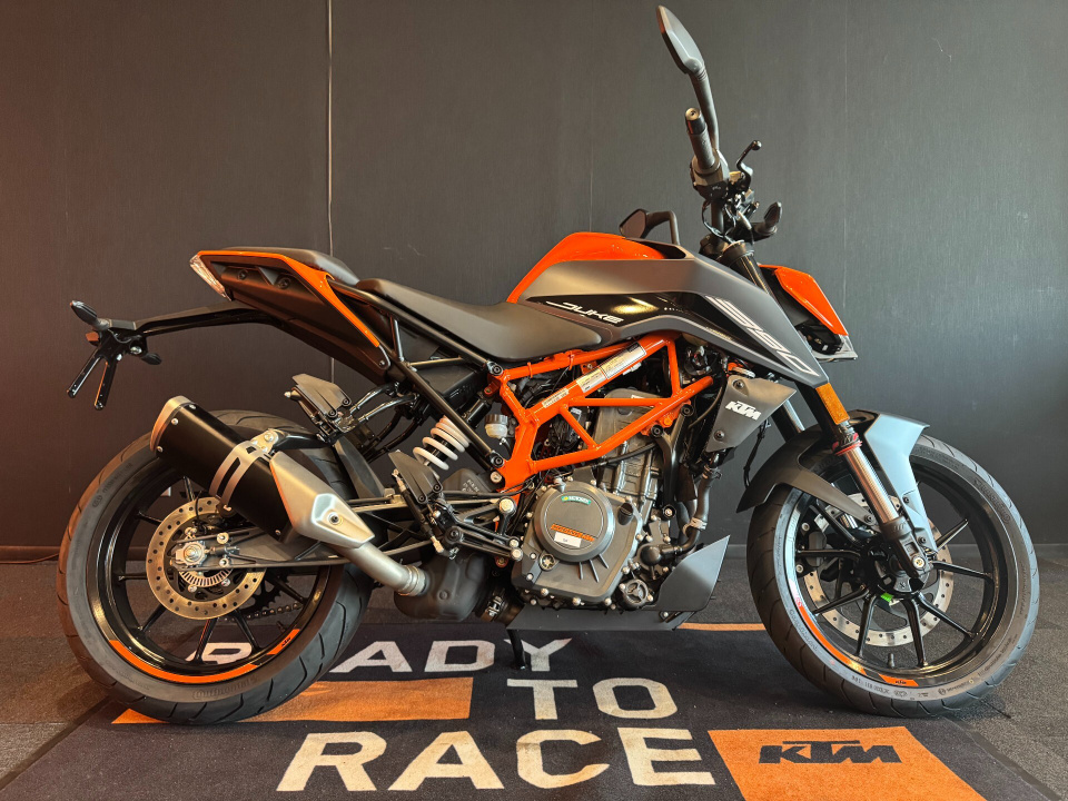 KTM 390 DUKE 2023