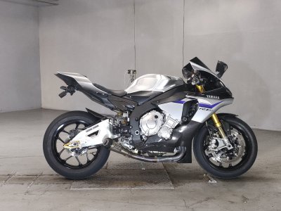 Yamaha YZF-R1M 2016