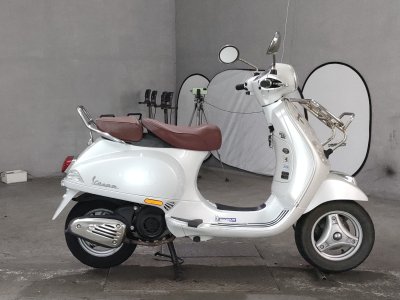 Vespa ELEGANT 2025