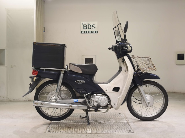 Honda C50 2012