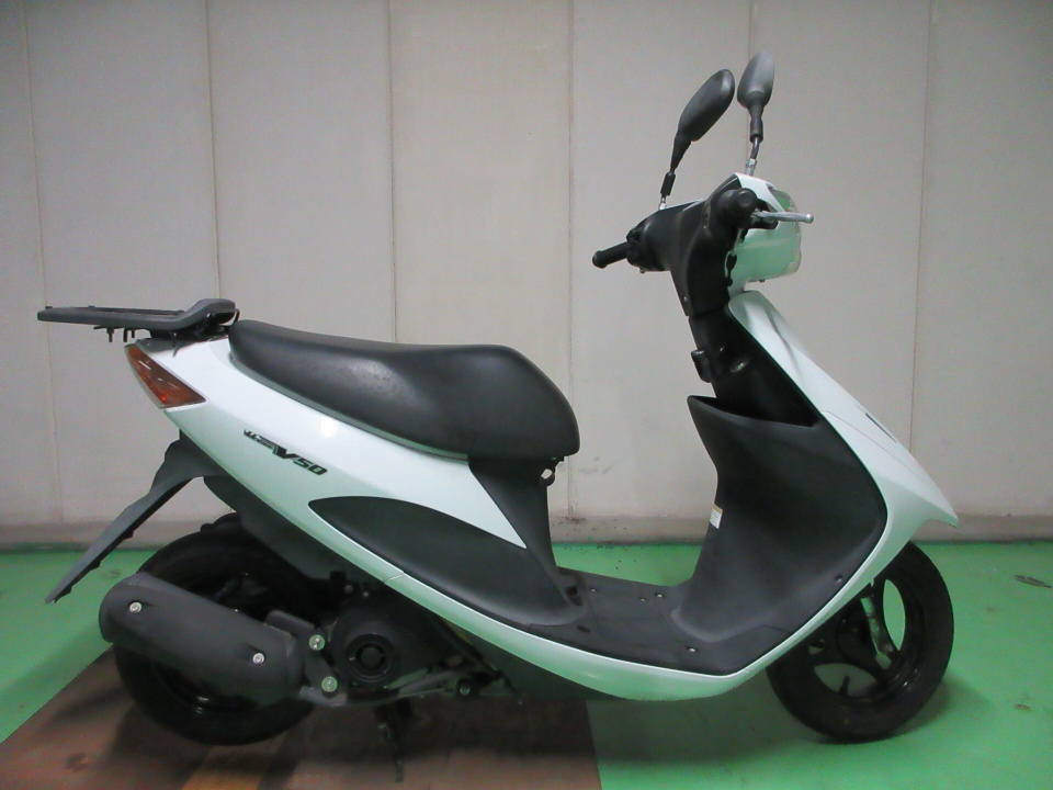 Suzuki ADDRESS V50