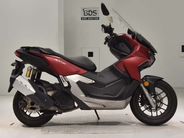 Honda ADV 160 2023