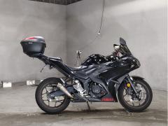 Yamaha YZF-R25 2015